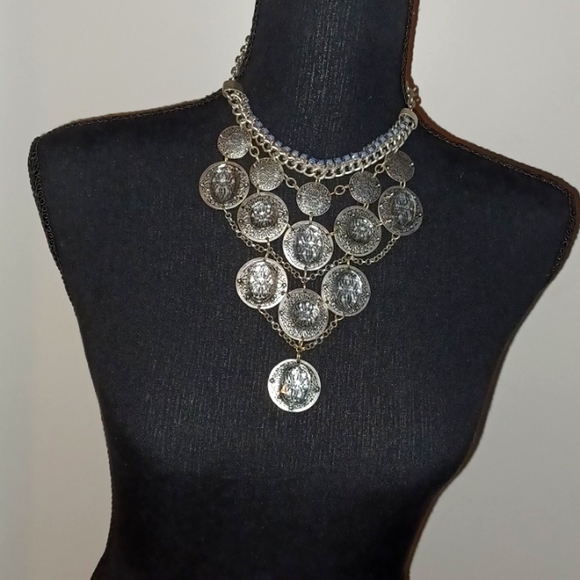 Chico's Jewelry - Chico's statement bibb necklace silver tone. Gorgeous!